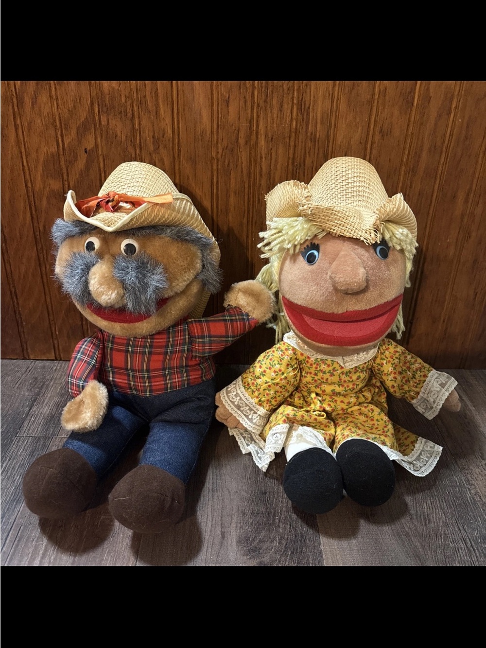 Shotgun Red *autographed* & Miss Daisy Dolls Plush Hee Haw Nashville Collectible